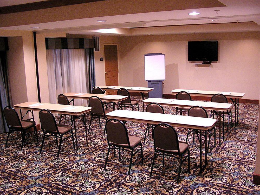 Staybridge Suites Harrisburg-Hershey By Ihg Ανέσεις φωτογραφία